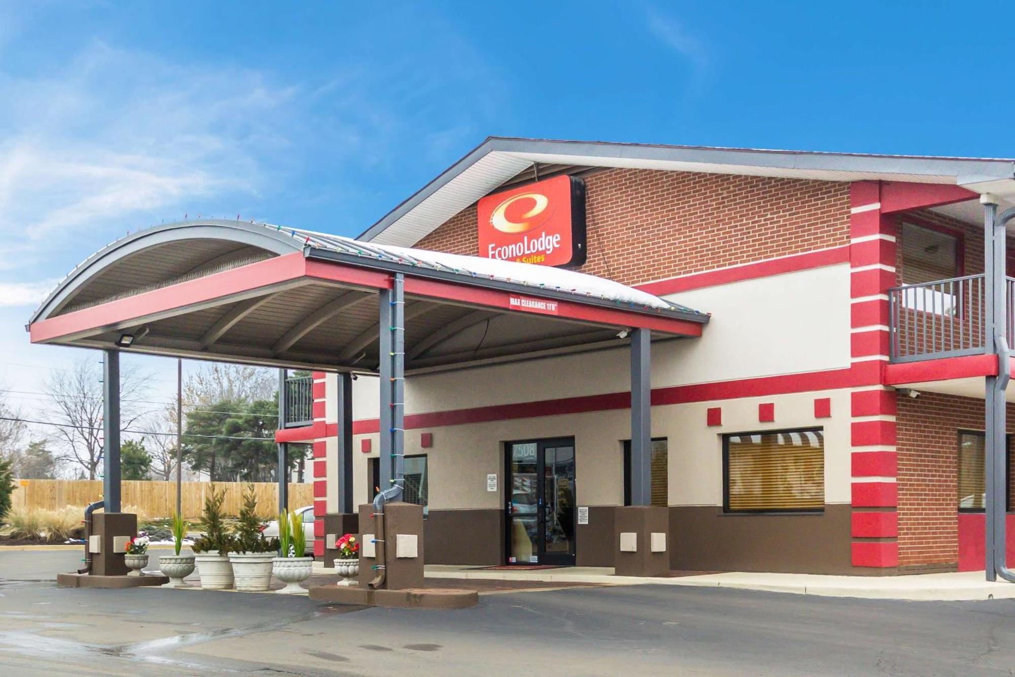 Econo Lodge Inn & Suites I-35 At Shawnee Mission Overland Park Exterior foto